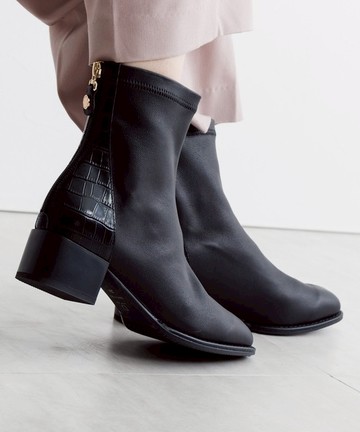 ✧HIMIKO✧柔軟壓紋彈性靴(651420)