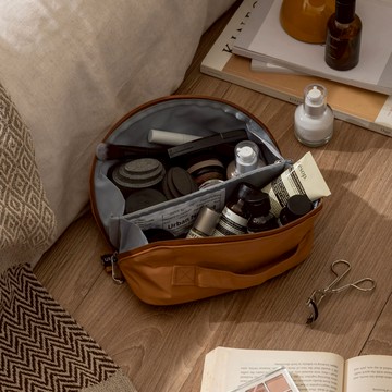 Urban Nomad 防水收納包 (M) 奶油咖