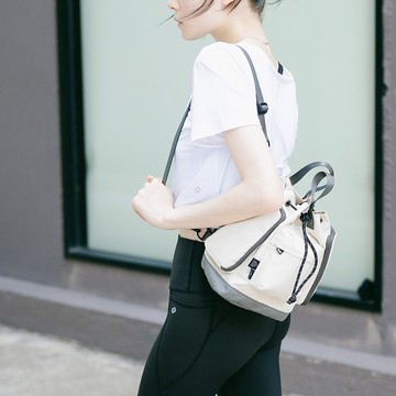 【DOUGHNUT】6.5吋 防潑水 斜/側/後背 3用包 小水桶包 日常-石