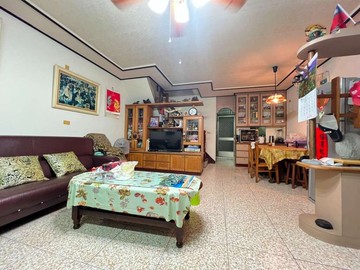 陽明早市~車庫透天｜高雄市鳥松區嘉興街