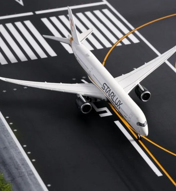STARLUX | A350-900 1: 500 金屬飛機模型 (Herpa 監製)