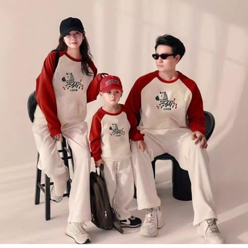 紅色馬年親子裝秋冬衛衣一家三四口嬰兒幼兒園新年過年父子母女裝