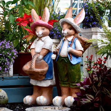 戶外花園庭院陽臺可愛卡通情侶大兔子擺件落地樹脂工藝品家居裝飾