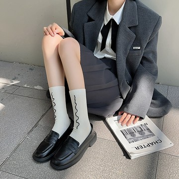 🔥新品 熱門 立體 條紋 襪子 女 中筒襪 純色 豎紋 日系 可愛 百搭 長襪 學院風 韓版 堆堆襪不悶腳 百搭