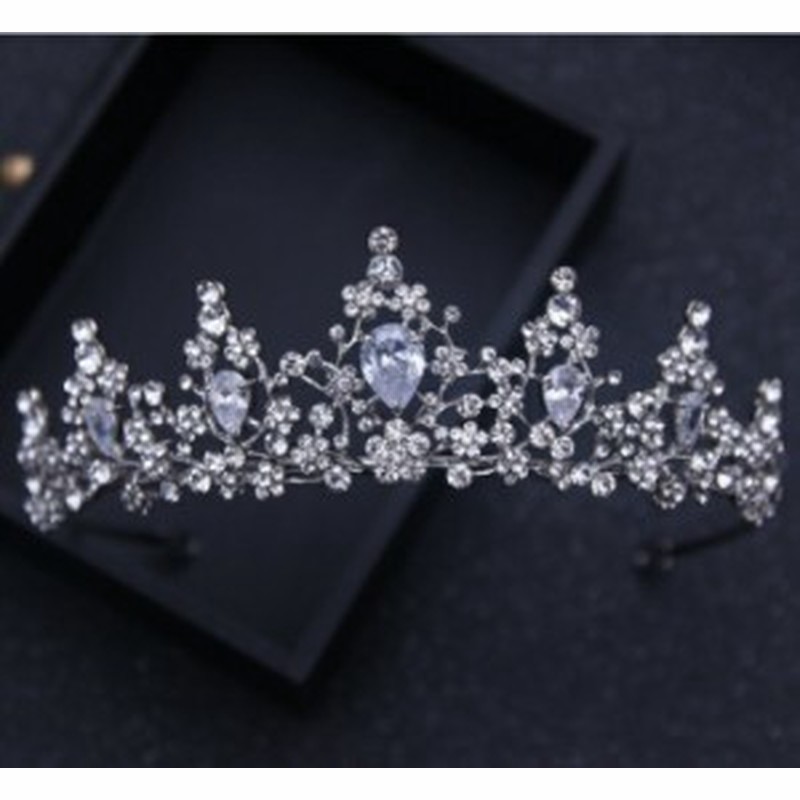 二次会 パーティー ウェデイング ブライダル 結婚式 花嫁 ティアラ ジルコニア しずくと 花モチーフ ティアラ ヘッドドレス カチューシャ 通販 Lineポイント最大1 0 Get Lineショッピング