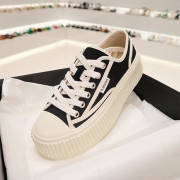 小香風餅干鞋女厚底2024秋冬季新款帆布板鞋黑色百搭羊皮小白鞋
