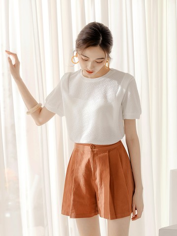 立體紋理肩車褶短袖圓領上衣