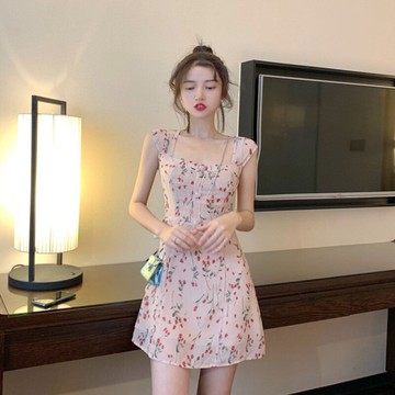 喪系厭世智熏桔梗裙子2022年夏季新款方領甜美收腰顯瘦碎花連衣裙