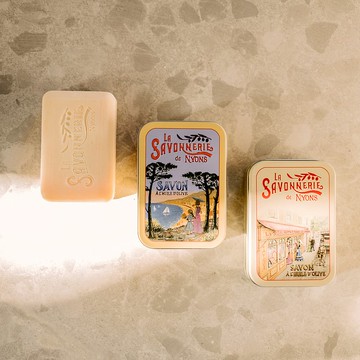 法國 La Savonnerie de Nyons 夏木棉鐵盒皂200g