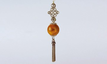 CYPRESS 肖楠瘤花木質流蘇鍊墜