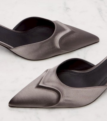 Alaïa Le Cœur 3D 55 satin mules
