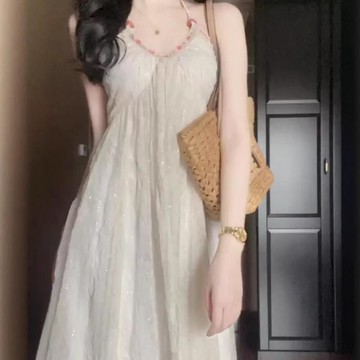 快速出貨 台灣現貨法式白色掛脖吊帶連子女夏季2024新款海邊度假高級感氣質長