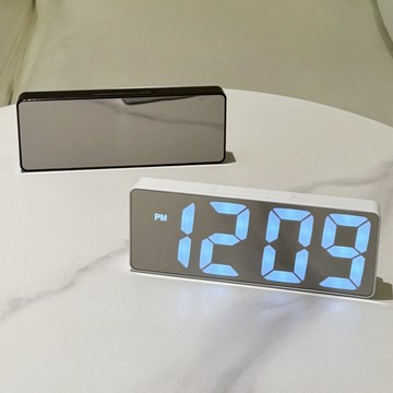 台灣現貨❗❗接急單❗❗簡約風格鬧鐘 時鐘 LED時鐘 電子鬧鐘 電子時鐘  LED鬧鐘 大屏時鐘 多功能鬧鐘 溫度時鐘