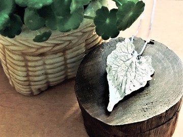 手作銀飾-純銀微甘菊小葉子吊墜