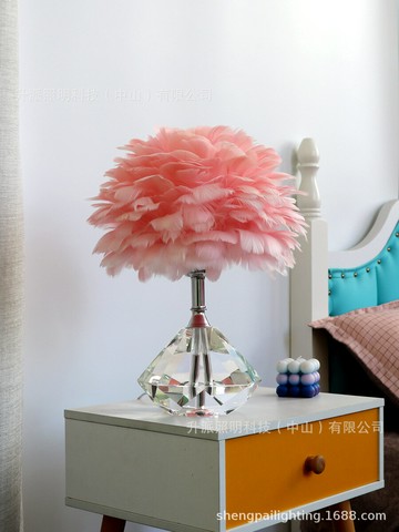 輕奢K9水晶羽毛台燈 臥室現代床頭燈 高檔北歐鵝毛桌燈