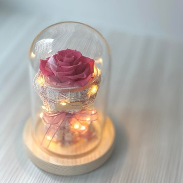 【OSTARA FLORIST 奧斯塔拉花藝】永生玫瑰小香風花束玻璃盅-粉紅色/紅黑色(可發光)-永生花,乾燥花,玫瑰花,波波球,花禮,花束,節日,交換禮物