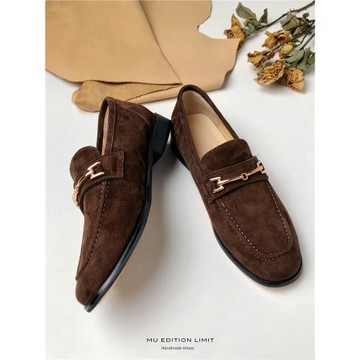 2025秋冬新款馬銜扣巧克力色翻毛皮一腳蹬英倫手工樂福鞋女單鞋女