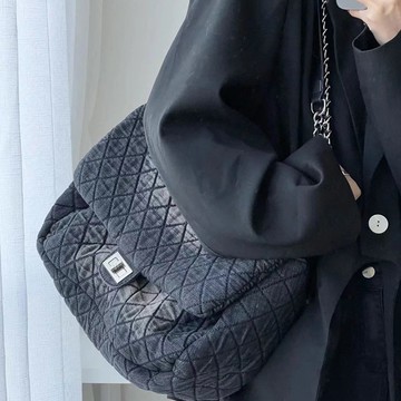 🔥臺灣出貨🔥側背包 牛仔流浪包 菱格鏈條包 大容量單肩腋下包 女百搭斜挎包