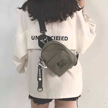 Nangman Lounge 維特斜背包  17 x 22 x 7cm  綠色