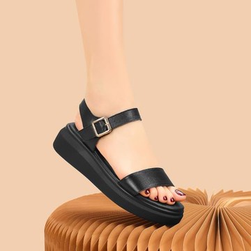 2023夏季新款軟底舒適真皮女士涼鞋坡跟增高夏日百搭簡約時尚女鞋