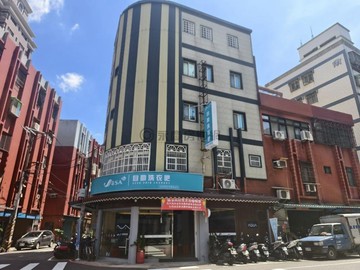 元智大學角窗店面+23間收租套房｜桃園市中壢區強國路