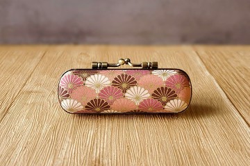 燙金和風菊花 粉金 印章盒   口紅盒 口金 單章盒