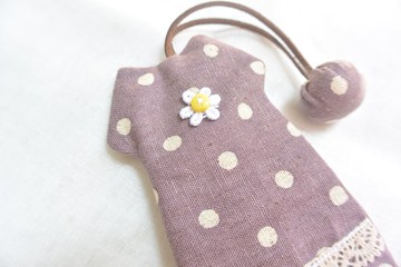 手感洋裝鑰匙包 - 紫水玉