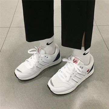 街拍ins反光運動鞋女2022韓版春季學生百搭ulzzang跑步鞋女輕便潮