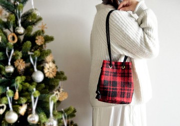 英國 Harris Tweed 粗花呢 兩用斜背船型包 | 紅x黑 聖誕特別版