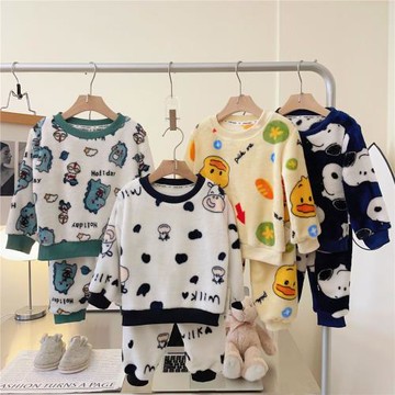 新款法蘭絨睡衣兒童珊瑚絨男童女童寶寶卡通圓領家居服加絨加厚套