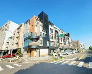 安南州南重劃區|五車電梯|三角窗店墅｜台南市安南區州南二街