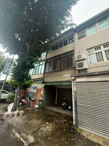 楓樹里大地坪透天｜台中市南屯區黎明路一段