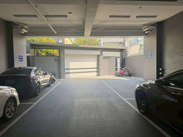 橙橙))橋頭京晏華廈☆輕屋齡美2房｜高雄市橋頭區甲圍路建北巷