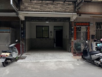 新甲鳳新車庫美透天/鑫整修｜高雄市鳳山區崗山北街