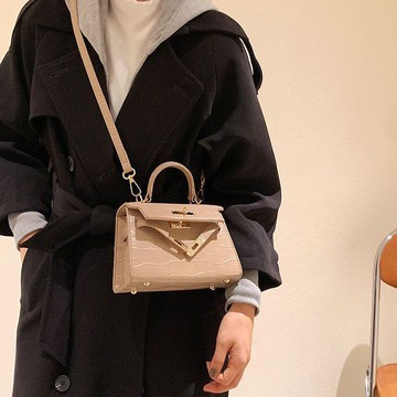 女包 大容量韓國ins包 腋下包 通勤包 肩背包簡約小衆包包2026新款凱莉包迷你鱷魚紋手提網紅斜挎小包單肩女包