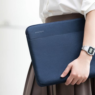 Innostyle OmniProtect Slim 14 吋單層 360 度電腦保護隨行袋 - 午夜藍