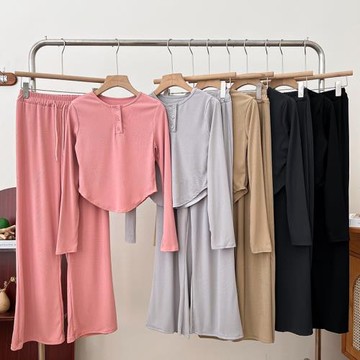 圓領單排扣不規則長袖t恤上衣+抽繩松緊腰闊腿褲休閑褲兩件套女