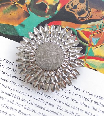 Vintage Jewelry 西洋古董飾品 銀色調 向日葵 花形 別針