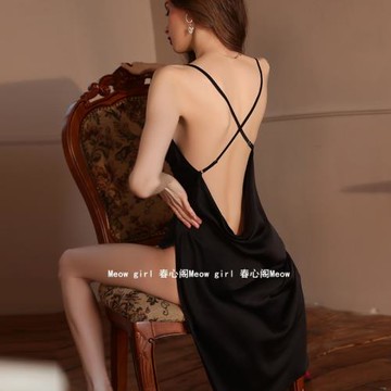 性感睡衣女夏季薄款V領小胸大碼長款冰絲吊帶睡裙純欲風私房誘惑