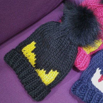 時尚百搭新款歐美純羊毛針織毛線帽水貂球大毛球帽子女冬天可愛萌1入