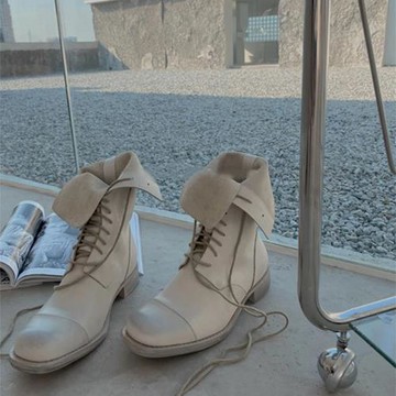 白色短靴女秋冬季新款粗跟綁帶擦色軟皮靴復古時尚瘦瘦靴子女鞋子