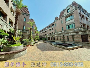 西屯中科盧森堡朝南邊間花園社區別墅｜台中市西屯區安林路