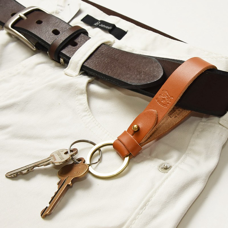 IL BISONTE レザー ストラップ カラビナ付き IL BISONTE レザー