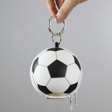 日本Magnets立體造型伸縮式拉線鑰匙零錢包(足球款)