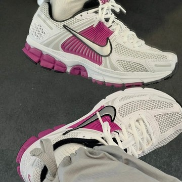 S.G Nike W Zoom Vomero 5 休閒鞋 FJ2028-100 女 運動 復古 慢跑 老爹鞋 緩震 灰紫