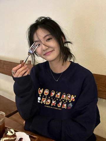 【現貨當天出】小新藏青色無帽圓領衛 小個子 刷毛女生上衣 男生長袖衛衣女 韓系慵懶風   加厚銀狐絨T 重磅T 刷毛T