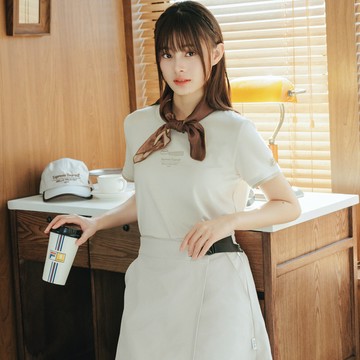 FILA X CAMA CAFE 女聯名短袖假兩件T恤-米白色 5TEA-1814-IV