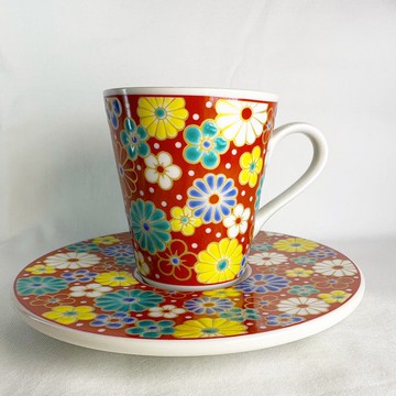 【九谷燒】青郊窯緣起馬克杯盤組-梅菊文