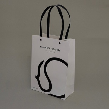 NOVEMBER TREASURE PAPER BAG / NOVEMBER TREASURE 品牌提袋