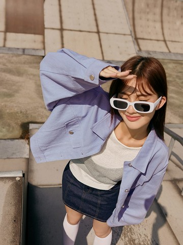 純棉率性斜紋造型雙口袋短版外套